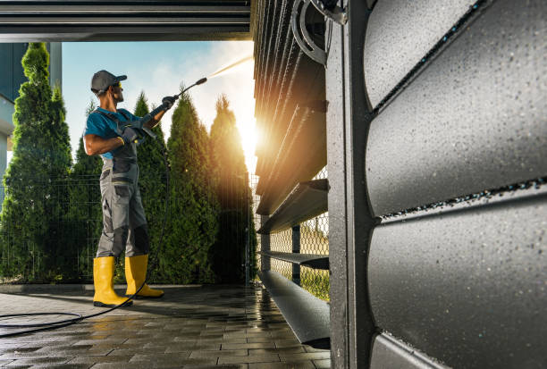 Garage Pressure Washing in Pipestone, MN