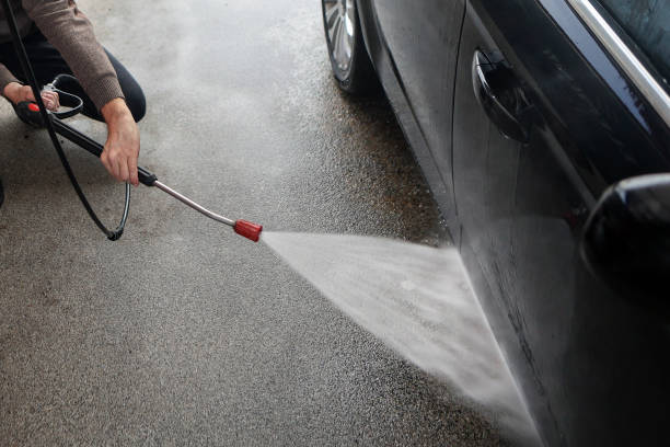 Best Deck Pressure Washing  in Pipestone, MN
